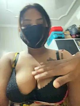 Snapshot of Saaay_StripQueen chatting on 10-03-25, 08:17 Saaay StripQueen online show from 10-03-25, 08:17