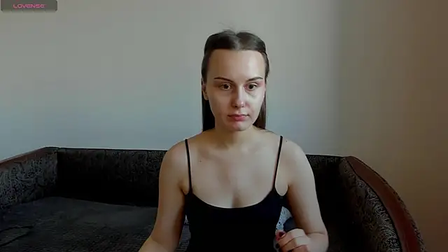 Kelly Cartier online show from 03-24-26, 01:16