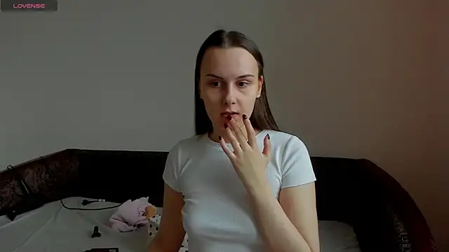 Kelly Cartier online show from 04-03-26, 01:42