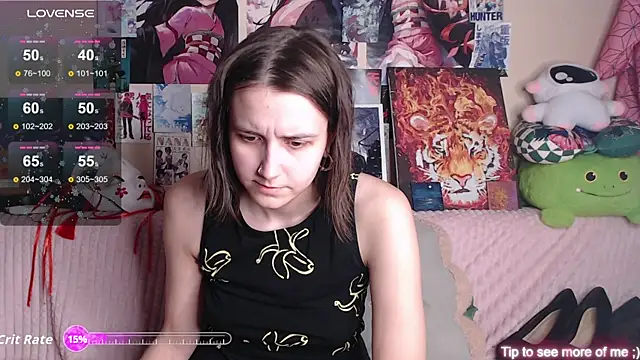 Snapshot of AliceChio chatting on 11-06-25, 08:59 AliceChio online show from 11-06-25, 08:59