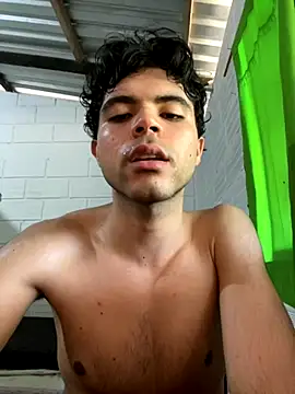 Axel-Mejia online show from 10-09-25, 07:23