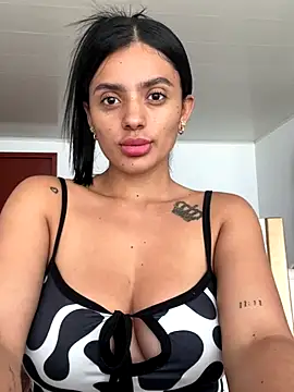 AnaaFaith  online show from 11-09-25, 04:05