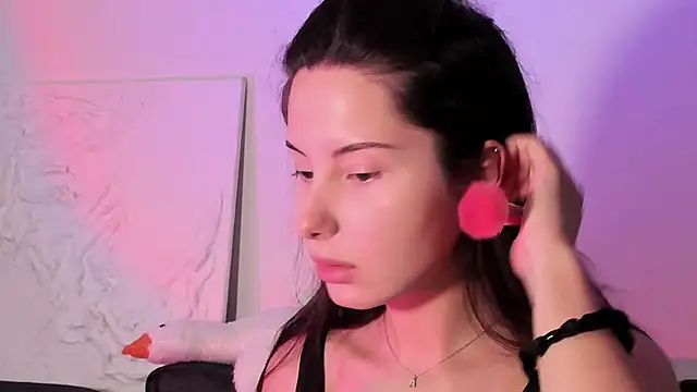 Snapshot of emma_craftt chatting on 09-14-25, 11:42 emma craftt online show from 09-14-25, 11:42