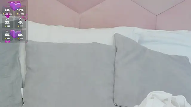 Snapshot of LadyLiia chatting on 07-18-26, 03:22 LadyLiia online show from 07-18-26, 03:22