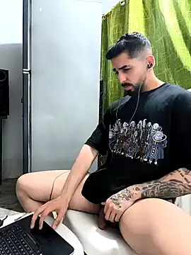 giannis090 online show from 04-11-26, 03:22