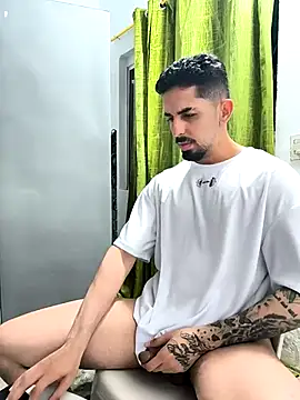 giannis090 online show from 04-24-26, 06:27