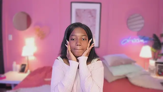 Snapshot of Annia_DH chatting on 09-29-25, 08:13 Annia DH online show from 09-29-25, 08:13