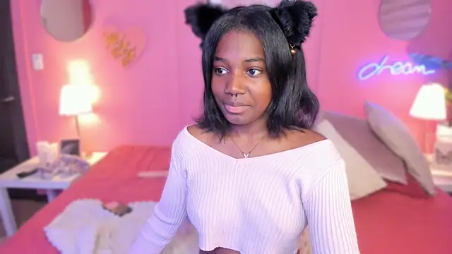 Snapshot of Annia_DH chatting on 10-02-25, 07:54 Annia DH online show from 10-02-25, 07:54