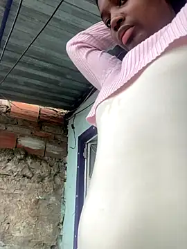 Snapshot of Annia_DH chatting on 10-05-25, 06:28 Annia DH online show from 10-05-25, 06:28