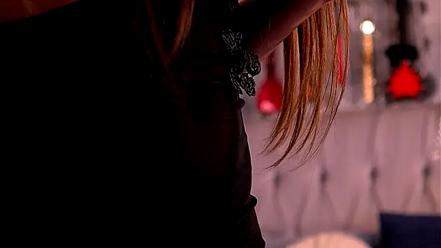 DahliaVonLure online show from 09-13-25, 05:51