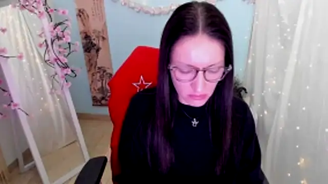 Aurora Loveu online show from 04-05-26, 10:40