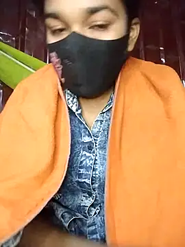 kiron204279 online show from 12-04-25, 04:16