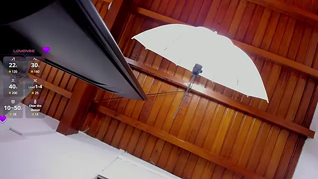 Snapshot of JenniferAuriston chatting on 09-13-25, 08:41 JenniferAuriston online show from 09-13-25, 08:41