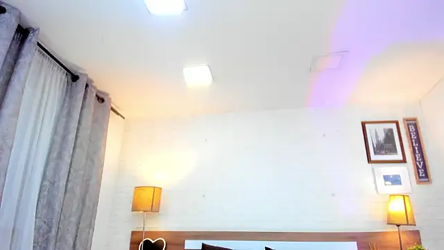 JenniferAuriston online show from 04-01-26, 08:06