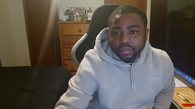 Breadwinnah online show from 12-18-25, 03:45