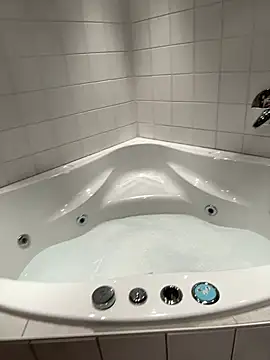 DreamThickCouple online show from 03-05-26, 09:44