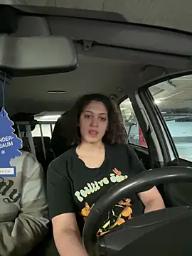 DreamThickCouple online show from 04-16-26, 08:42