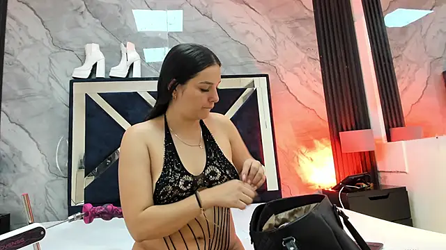 VioletRose as online show from 05-10-26, 10:37
