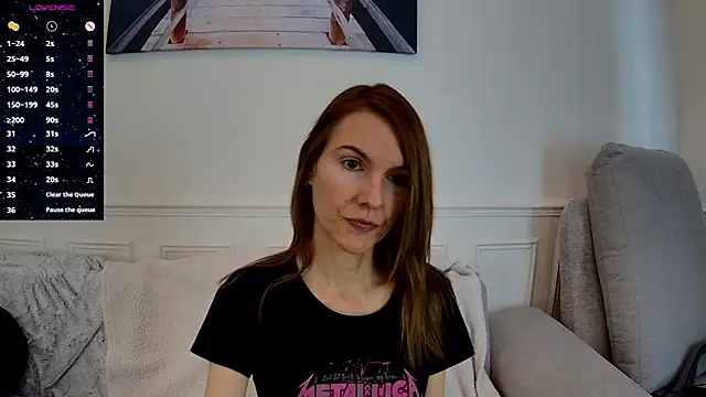 Snapshot of fanny_posy chatting on 05-04-26, 10:55 fanny posy online show from 05-04-26, 10:55