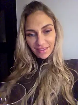 Melody1600 online show from 12-14-25, 01:11