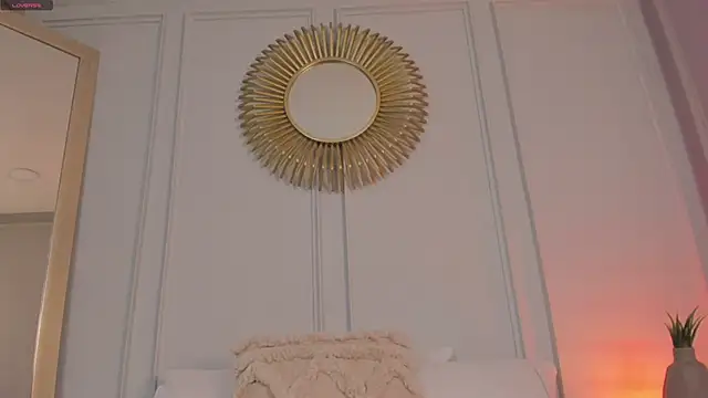 Snapshot of CharlotteBrownn_ chatting on 05-15-26, 11:45 CharlotteBrownn online show from 05-15-26, 11:45