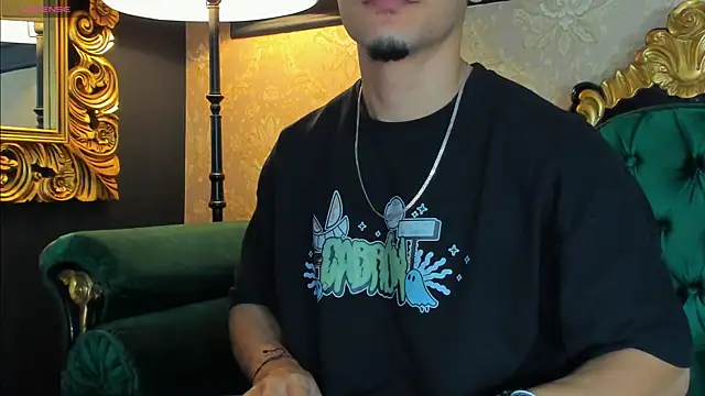 AlessandroKiing online show from 06-18-26, 11:42