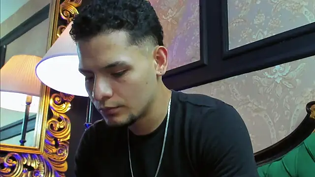 AlessandroKiing online show from 07-25-26, 09:23