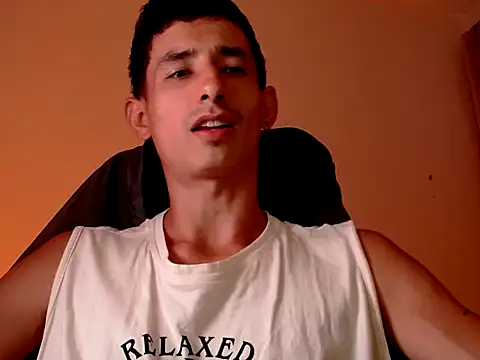 Damartinez27 online show from 07-22-26, 05:10