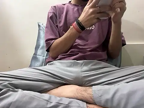 coupleyug online show from 12-16-25, 11:37