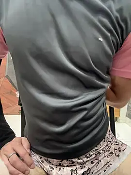 coupleyug online show from 06-19-26, 10:41
