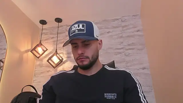 Snapshot of dominic_de_luca chatting on 07-01-26, 11:01 dominic de luca online show from 07-01-26, 11:01