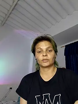 Snapshot of kay_towers99 chatting on 04-07-26, 07:03 kay towers99 online show from 04-07-26, 07:03