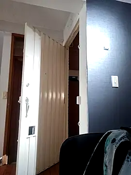 Venus Rivers online show from 09-11-25, 01:44