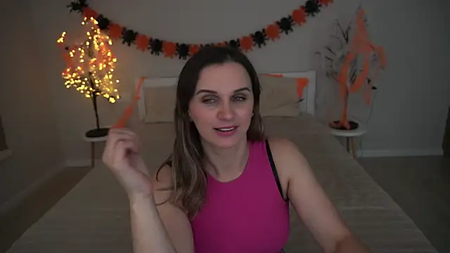 SofiSoft online show from 10-29-25, 06:15