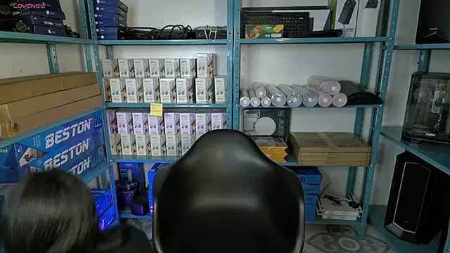 Snapshot of justonecute chatting on 05-14-26, 11:11 justonecute online show from 05-14-26, 11:11