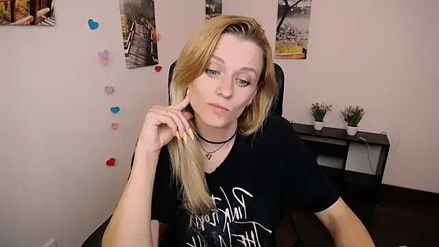 PeppyMia online show from 09-30-25, 08:25