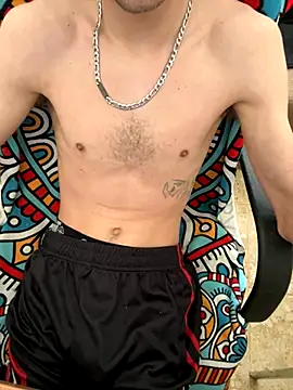 Snapshot of purplecristian chatting on 09-30-25, 12:32 purplecristian online show from 09-30-25, 12:32