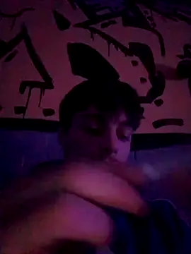 Snapshot of purplecristian chatting on 10-06-25, 02:31 purplecristian online show from 10-06-25, 02:31