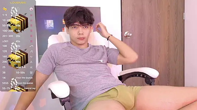 Snapshot of an_drew18 chatting on 01-16-26, 01:04 an drew18 online show from 01-16-26, 01:04