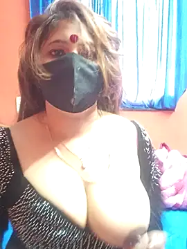 misspriya03 online show from 01-12-26, 06:18