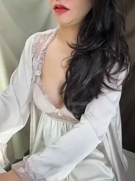 Voyerra g online show from 02-04-26, 12:49