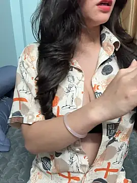 Voyerra g online show from 02-19-26, 02:02