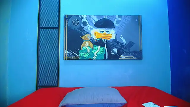 Cristal hott1 online show from 11-28-25, 08:22