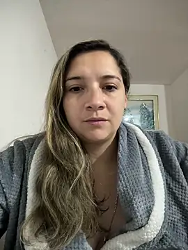 Agatha bellucci  online show from 03-03-26, 01:01