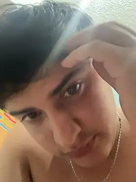 yesitwink  online show from 04-25-26, 12:13