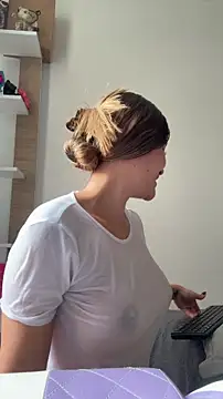 Lovejuana  online show from 01-09-26, 01:03