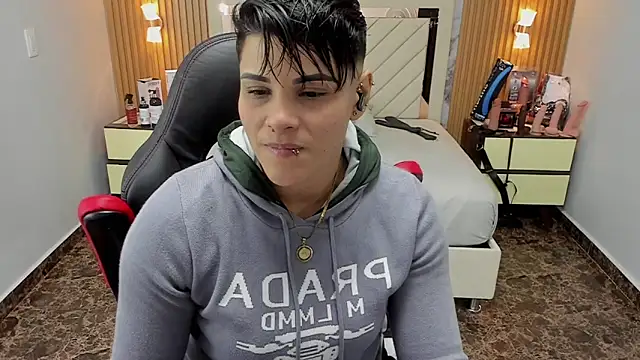 KAROLLJONES1 online show from 09-29-25, 02:49