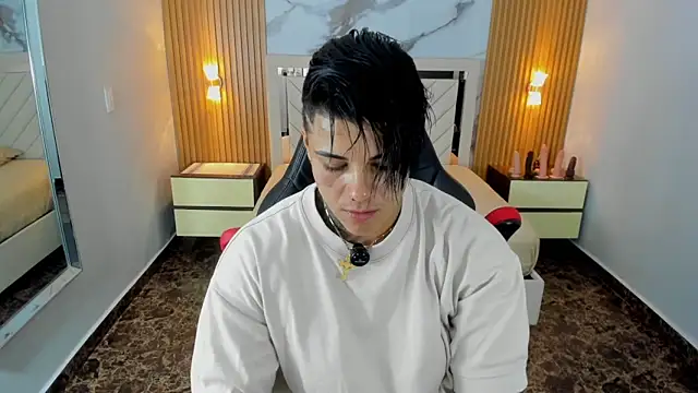 KAROLLJONES1 online show from 06-19-26, 07:17
