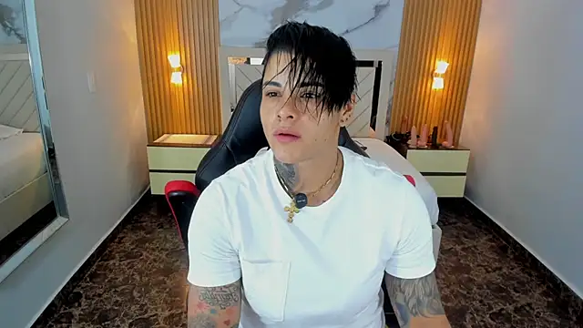 KAROLLJONES1 online show from 07-03-26, 12:22