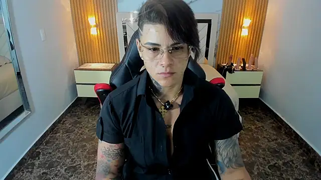 KAROLLJONES1 online show from 07-25-26, 12:47